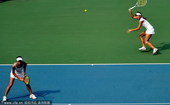 2010年11月22日，广州，2010亚运会网球女双决赛赛况。
