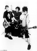 花儿乐队成立于1998年，是原创乐坛第一支未成年乐队，初出道时以摇滚精神表现青春烦恼，后转型为以流行...