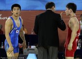 2010年11月24日，广州，2010年广州亚运会摔跤11月24日赛况。