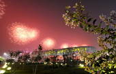 9月6日，北京2008年残奥会开幕式在国家体育场举行。这是开幕式上的焰火表演。新华社/图